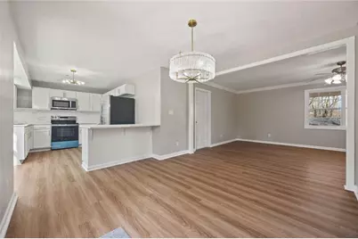 4051 Seven Hills Court, Stone Mountain, GA 30083 - Photo 7