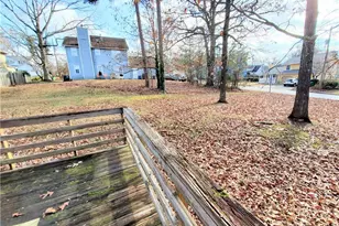 524 Julius Dr, Stone Mountain, GA 30087 - Photo 17