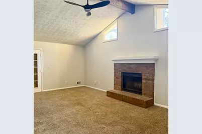 524 Julius Dr, Stone Mountain, GA 30087 - Photo 3