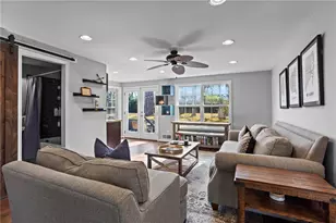 2102 Fairway Cir NE, Atlanta, GA 30319 - Photo 17