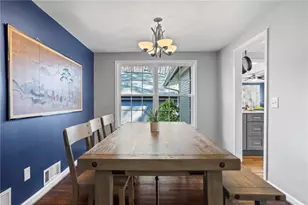 2102 Fairway Cir NE, Atlanta, GA 30319 - Photo 13