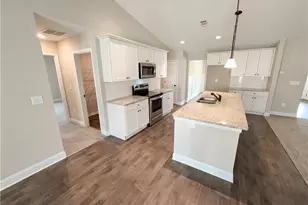 951 Oconee Ln, Commerce, GA 30529 - Photo 3