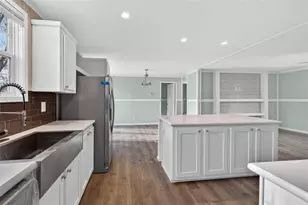 720 Woodland Cir, Loganville, GA 30052 - Photo 25