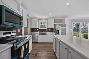 720 Woodland Cir, Loganville, GA 30052 - Photo 19