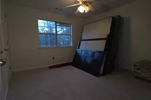 5914 Trent Walk Dr, Lithonia, GA 30038 - Photo 9