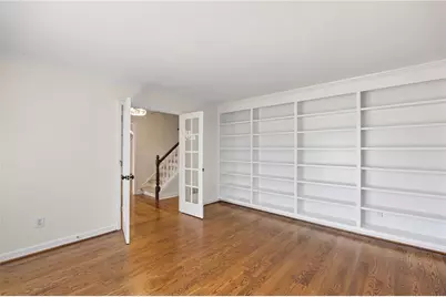 2697 S Arbor Drive, Marietta, GA 30066 - Photo 9