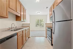 3300 Dogwood Dr, Hapeville, GA 30354 - Photo 5