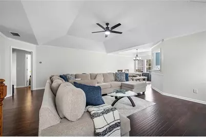 2070 Hannigan Trail, Marietta, GA 30060 - Photo 5