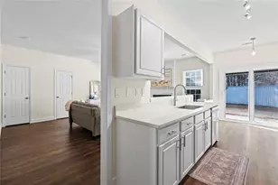 5338 Medlock Corners Dr, Peachtree Corners, GA 30092 - Photo 13