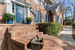 3989 Spalding Glen Dr, Peachtree Corners, GA 30360 - Photo 3