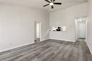 382 Teal Ct, Roswell, GA 30076 - Photo 5