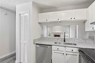 382 Teal Ct, Roswell, GA 30076 - Photo 7