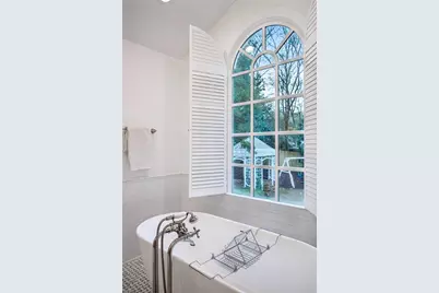 1838 Meredith Drive NW, Atlanta, GA 30318 - Photo 31