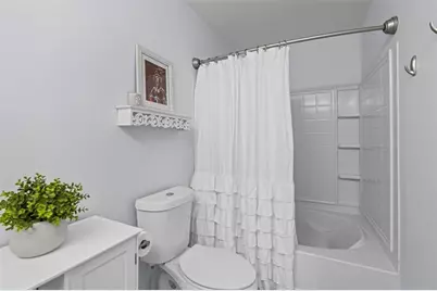 1057 Liberty Parkway NW, Atlanta, GA 30318 - Photo 15