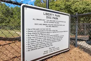 1057 Liberty Pkwy NW, Atlanta, GA 30318 - Photo 21