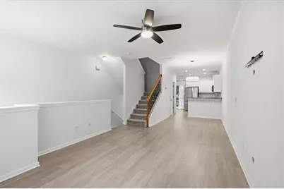 1057 Liberty Parkway NW, Atlanta, GA 30318 - Photo 7