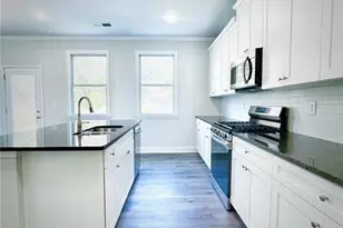 409 Hellen Vly Dr, Braselton, GA 30517 - Photo 9