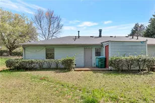 3235 Sarah Lou Dr, Snellville, GA 30078 - Photo 23