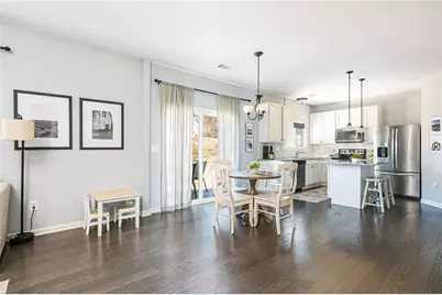 1569 Avalon Creek Road, Sugar Hill, GA 30518 - Photo 15