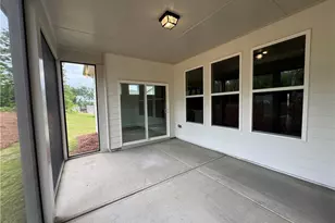 102 Rose Lake Ct, Hoschton, GA 30548 - Photo 9