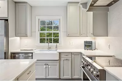 734 Woodley Drive NW, Atlanta, GA 30318 - Photo 13