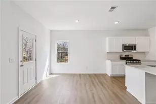 5376 Heron Bay Blvd, Locust Grove, GA 30248 - Photo 7