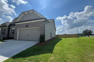 145 Rose Lake Ct, Hoschton, GA 30548 - Photo 3