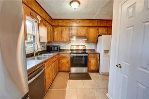 320 Chiefvan Terrace NE, Calhoun, GA 30701 - Photo 13