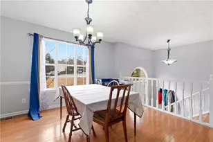 4710 Wheeler Creek Dr, Hoschton, GA 30548 - Photo 5