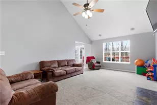 4710 Wheeler Creek Dr, Hoschton, GA 30548 - Photo 7