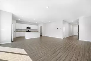 4646 Waxwing St, Hoschton, GA 30548 - Photo 7