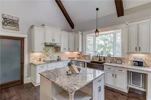 617 Skyland Dr, Hoschton, GA 30548 - Photo 13