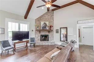 617 Skyland Dr, Hoschton, GA 30548 - Photo 9