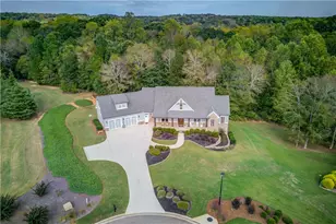 617 Skyland Dr, Hoschton, GA 30548 - Photo 3