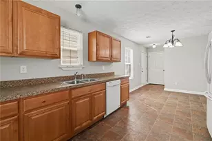 2329 Glebe Ct, Hampton, GA 30228 - Photo 9