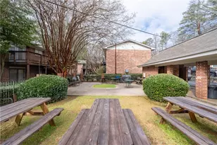 4266 Roswell Rd NE, Atlanta, GA 30342 - Photo 11
