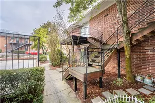 4266 Roswell Rd NE, Atlanta, GA 30342 - Photo 9