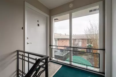 4266 Roswell Road NE #E4, Atlanta, GA 30342 - Photo 3