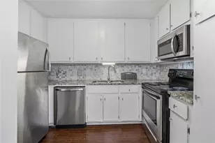 4266 Roswell Rd NE, Atlanta, GA 30342 - Photo 9