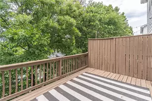1137 Liberty Pkwy NW, Atlanta, GA 30318 - Photo 11
