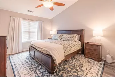 1137 Liberty Parkway NW, Atlanta, GA 30318 - Photo 17