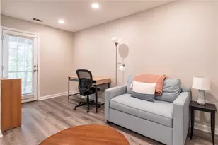 1137 Liberty Pkwy NW, Atlanta, GA 30318 - Photo 13