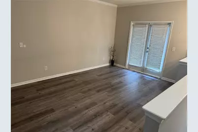 1137 Liberty Parkway NW, Atlanta, GA 30318 - Photo 9