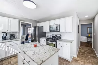 2407 Traywick Chase, Alpharetta, GA 30004 - Photo 9