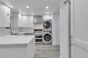 5641 Kingsport Dr, Atlanta, GA 30342 - Photo 9