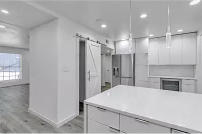 5641 Kingsport Drive #8, Atlanta, GA 30342 - Photo 13