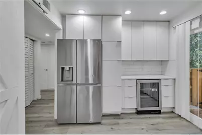 5641 Kingsport Drive #8, Atlanta, GA 30342 - Photo 11