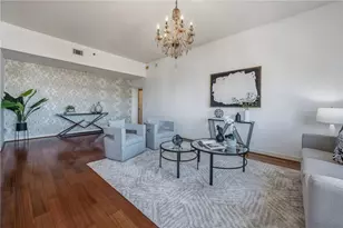 565 Peachtree Street NE, Atlanta, GA 30308 - Photo 9