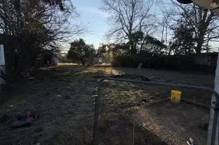 202 Elmwood St, Warner Robins, GA 31093 - Photo 9