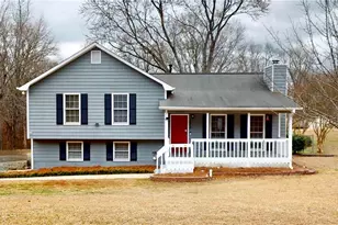 272 Deerfield Dr, Hiram, GA 30141 - Photo 1